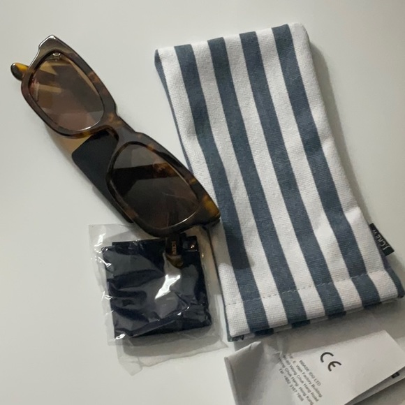 Angular Sunglasses - Picture 9 of 9